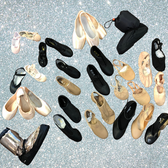  SATINIOR 4 Pairs Dance Shoe Socks Over Sneaker for Smooth  Floors Carpet Floor for Dance Dancing Shoe Sliders Ballet Dancers Turning Socks  for Turns on Wood Floors (Black, Grey) : Clothing